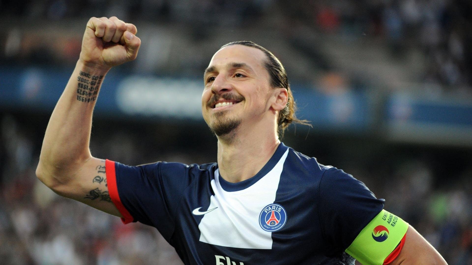 国足球员心理辅导项目启动,足球运动员比赛心理分析